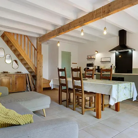 Les Cypres Piscine Partagee Apartment Les Vans